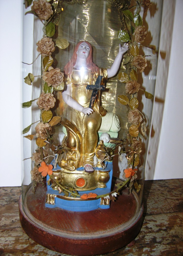 Campana de cristal con Santa Magdalena. . . Precio: 450€