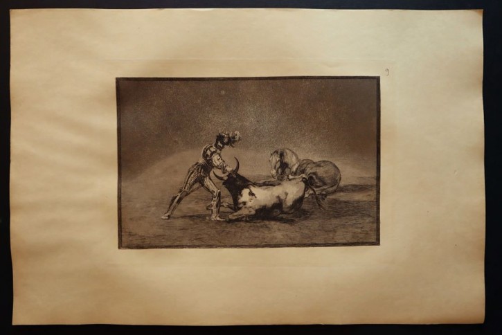 Un caballero español mata un toro despues de haber perdido el caballo. Goya Lucientes, Francisco de - Calcografía Nacional. 1816, Séptima edición (1937). Precio: 600€